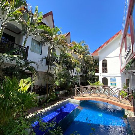 Nirvana Beach Resort Balabag  Екстер'єр фото