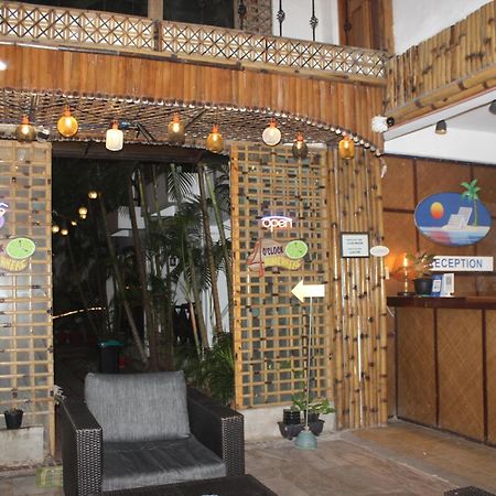 Nirvana Beach Resort Balabag  Екстер'єр фото