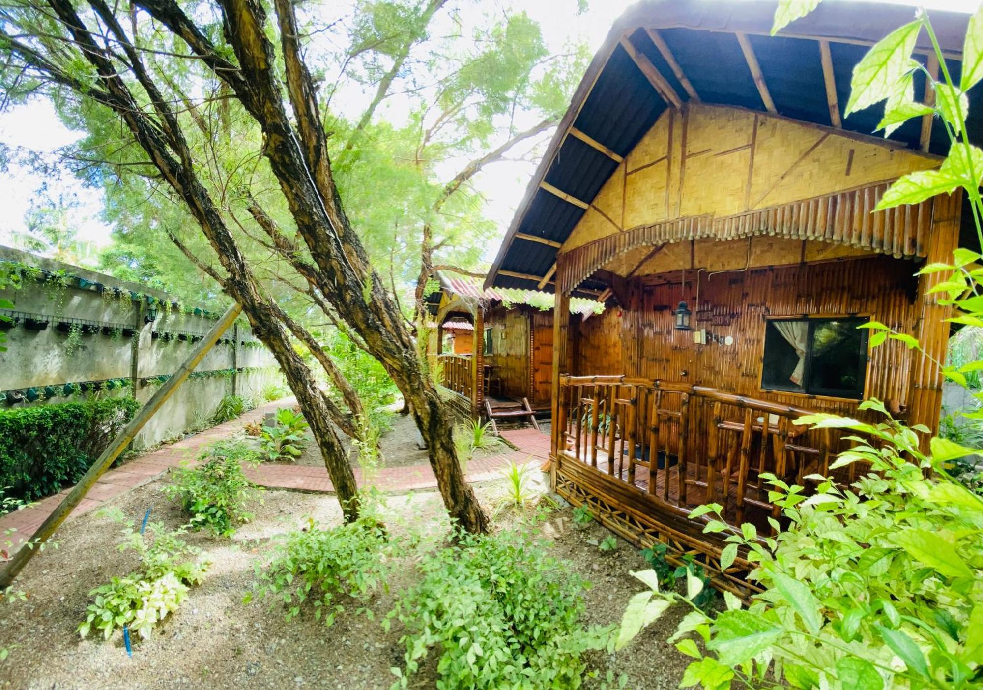 Nirvana Beach Resort Balabag  Екстер'єр фото